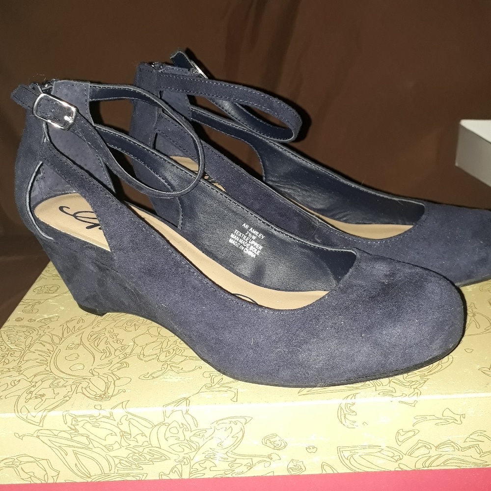 Shoes. American Rag
